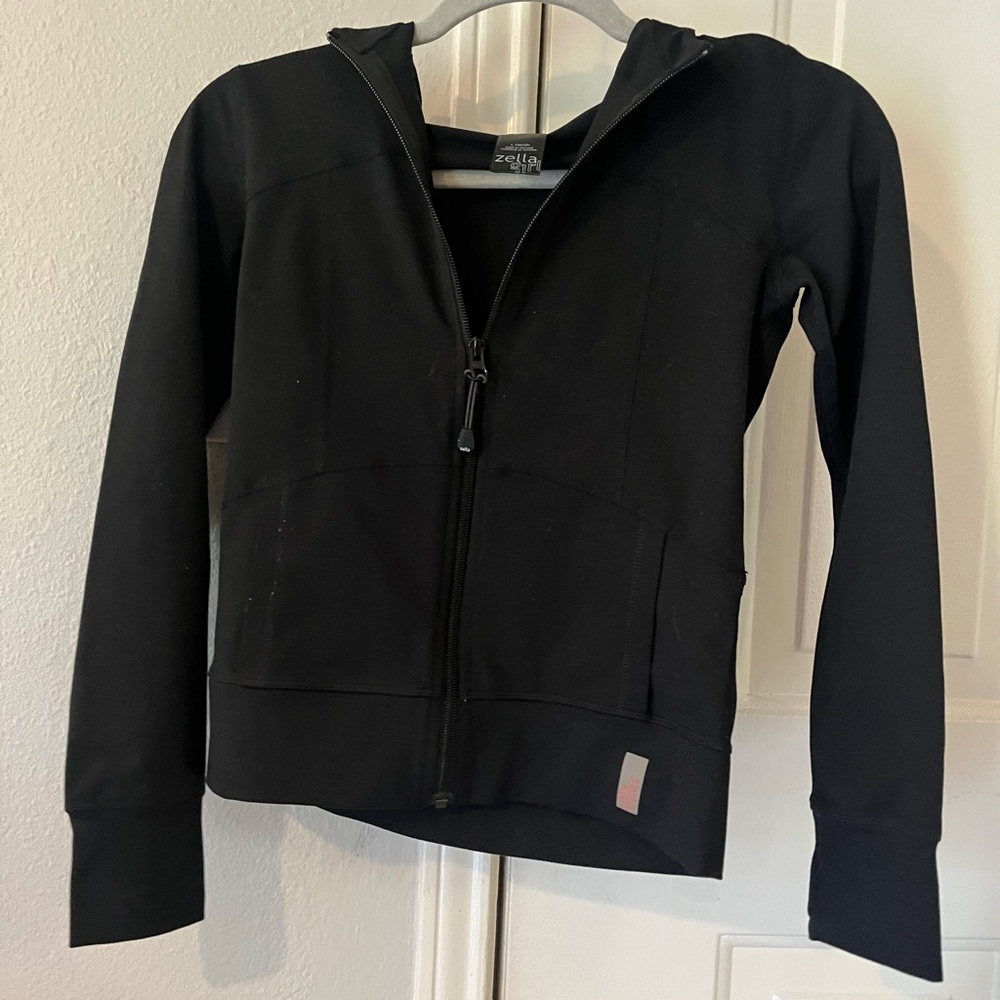 Zella girls size 10/12 zip up